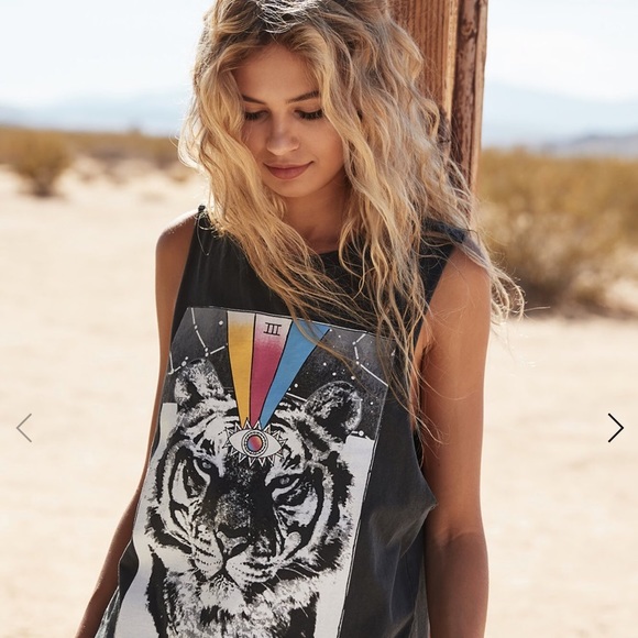 Spiritual Gangster Tops - Spiritual Gangster Divine cut off band tank